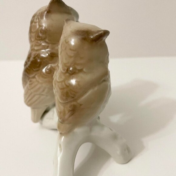 Vintage Porcelain Otagiri Japan Owls Sitting On A Tree Branch Figurine Chipped - Picture 10 of 16